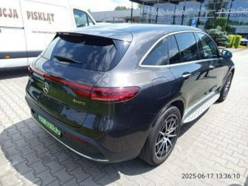 Mercedes EQC