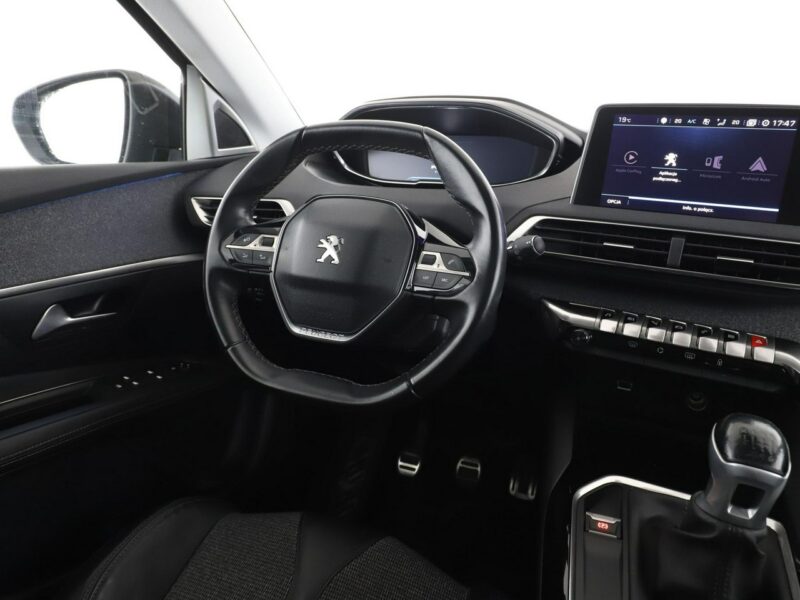 Peugeot 3008 navi virtual cocpit półskóra panorama kamera i czujniki parkowania II (2016-)