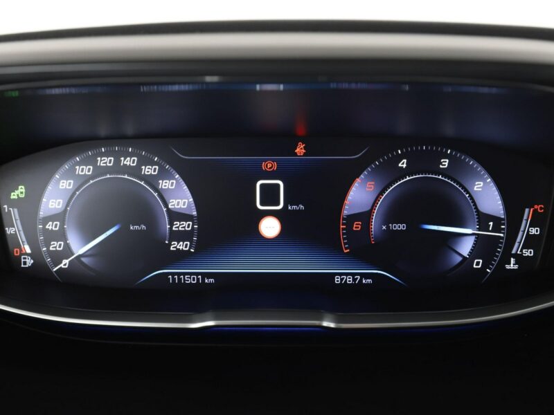 Peugeot 3008 navi virtual cocpit półskóra panorama kamera i czujniki parkowania II (2016-)