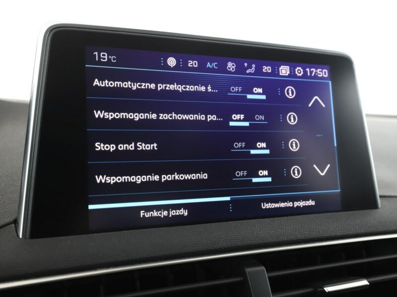 Peugeot 3008 navi virtual cocpit półskóra panorama kamera i czujniki parkowania II (2016-)