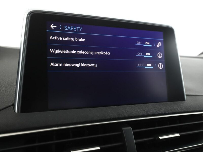Peugeot 3008 navi virtual cocpit półskóra panorama kamera i czujniki parkowania II (2016-)