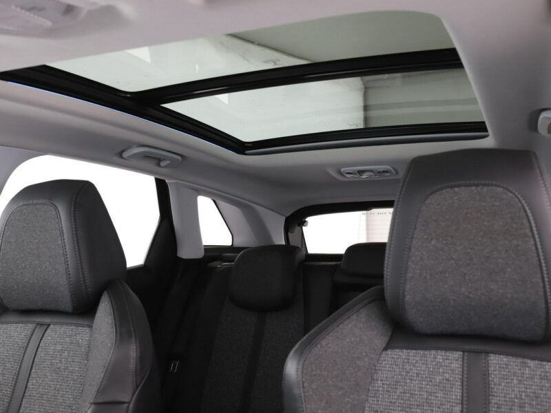 Peugeot 3008 navi virtual cocpit półskóra panorama kamera i czujniki parkowania II (2016-)