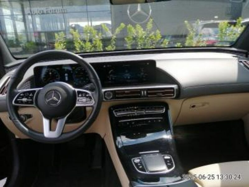 Mercedes EQC