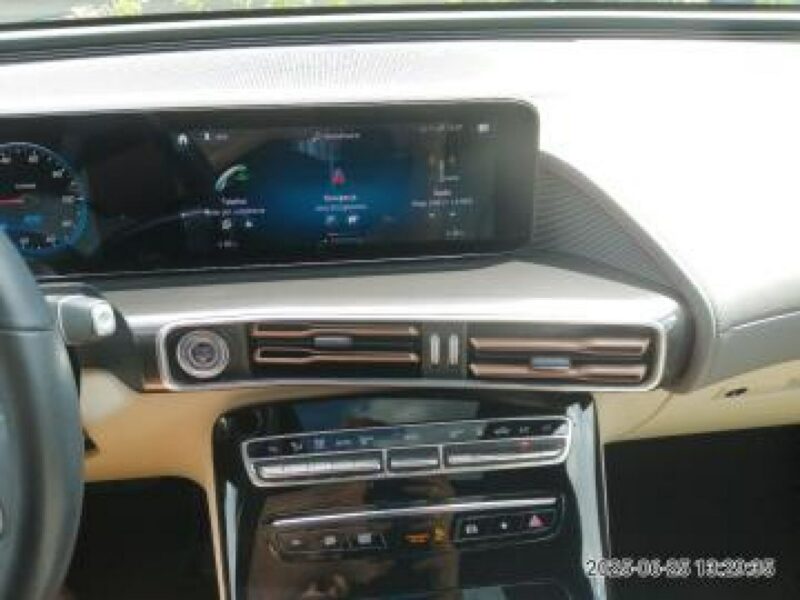 Mercedes EQC