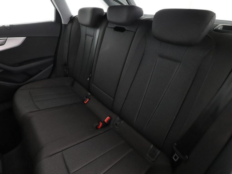 Audi A4 Allroad Allroad EU mHEV quattro S-Tronic navi PDC grzane fotele ACC hak