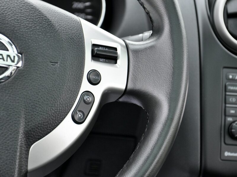 Nissan Qashqai 2,0i 141KM Tekna/Bose/Xenon/Alufelgi/Panorama/Navi/Serwis/Model2011 I (2007-2013)