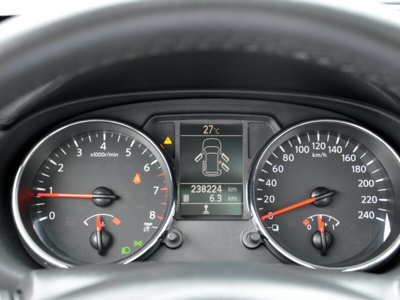 Nissan Qashqai 2,0i 141KM Tekna/Bose/Xenon/Alufelgi/Panorama/Navi/Serwis/Model2011 I (2007-2013)