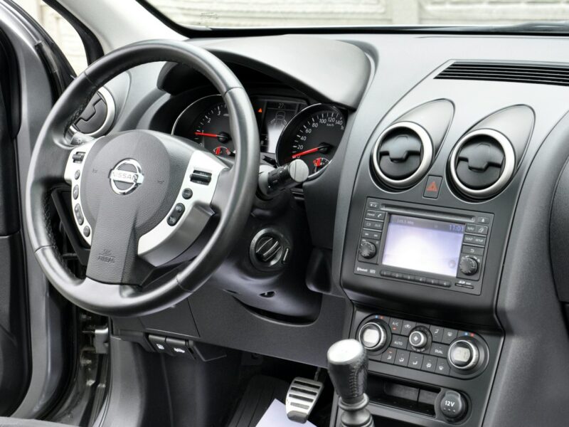 Nissan Qashqai 2,0i 141KM Tekna/Bose/Xenon/Alufelgi/Panorama/Navi/Serwis/Model2011 I (2007-2013)