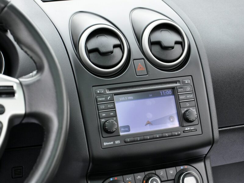 Nissan Qashqai 2,0i 141KM Tekna/Bose/Xenon/Alufelgi/Panorama/Navi/Serwis/Model2011 I (2007-2013)
