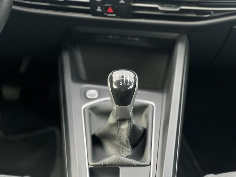 Volkswagen Golf Salon Polska Poleasingowy I właściciel Serwis ASO VAT 23% Bezwypadkowy VIII (2020-)