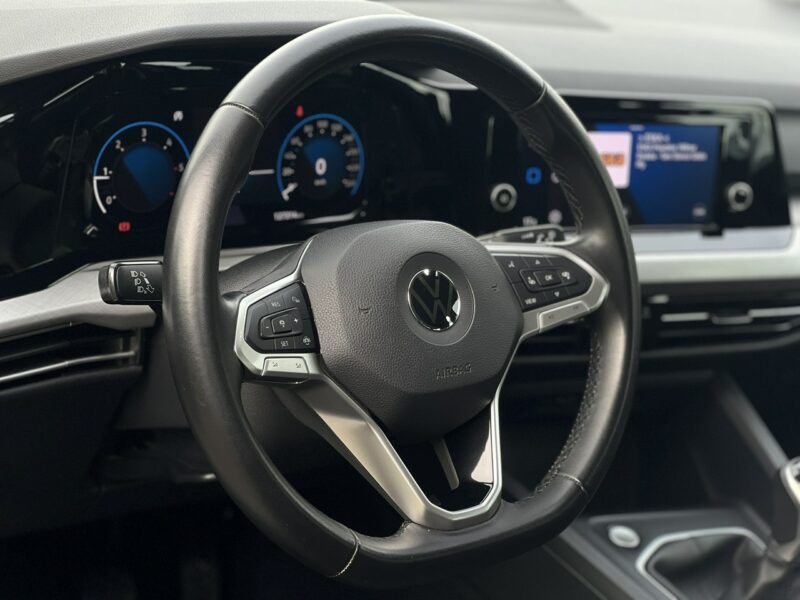 Volkswagen Golf Salon Polska Poleasingowy I właściciel Serwis ASO VAT 23% Bezwypadkowy VIII (2020-)