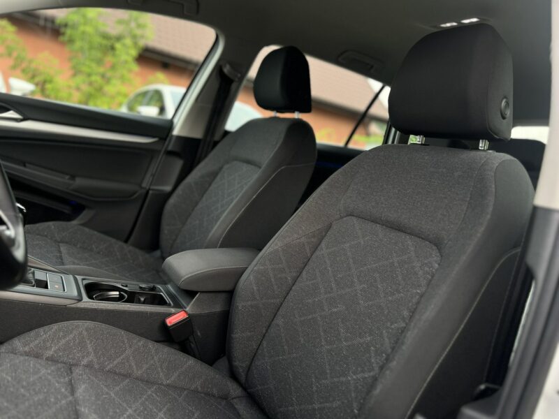 Volkswagen Golf Salon Polska Poleasingowy I właściciel Serwis ASO VAT 23% Bezwypadkowy VIII (2020-)