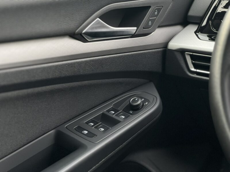 Volkswagen Golf Salon Polska Poleasingowy I właściciel Serwis ASO VAT 23% Bezwypadkowy VIII (2020-)