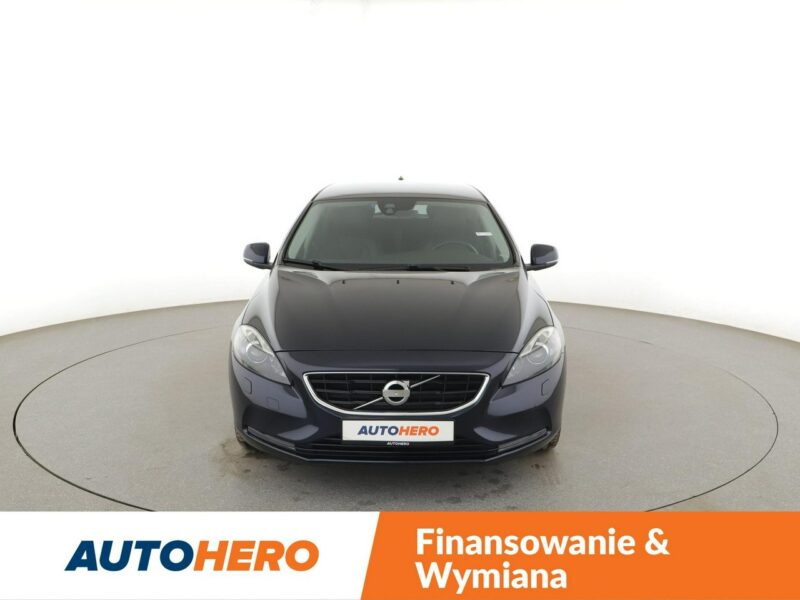 Volvo V40 xenon skóra el. sterowane i ogrzewane fotele z pamięcia kamera II (2012-)
