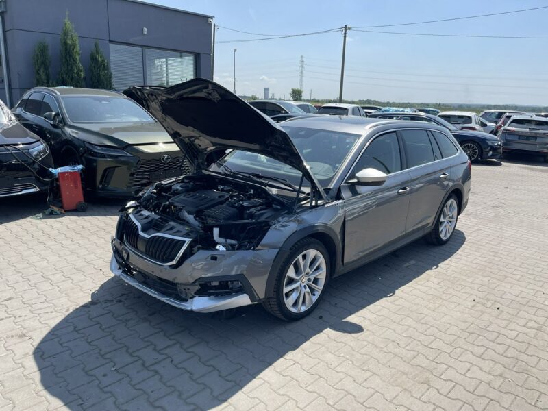 Škoda Octavia Octavia Scout 4x4 Panorama Automat 200KM IV (2020-)