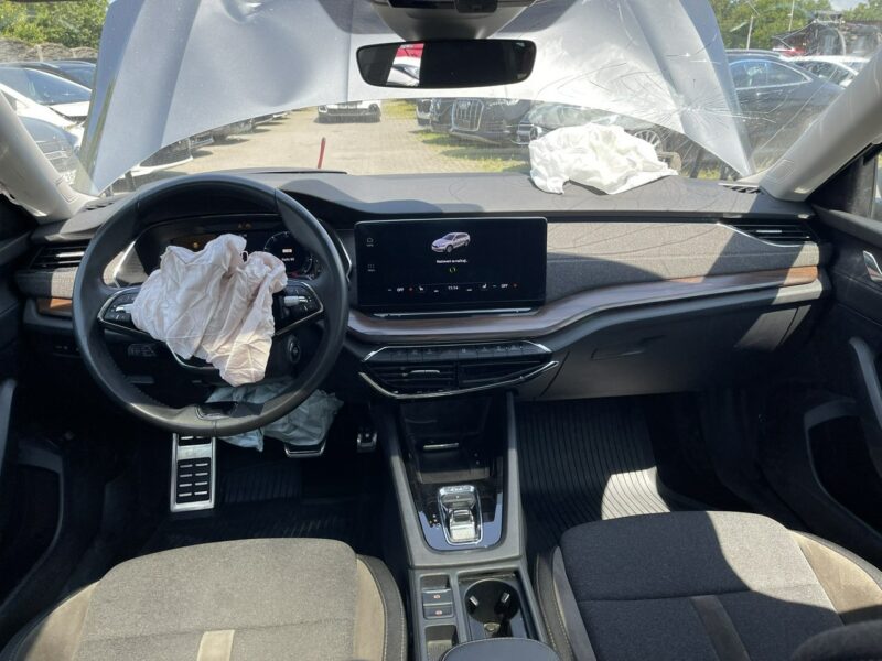 Škoda Octavia Octavia Scout 4x4 Panorama Automat 200KM IV (2020-)