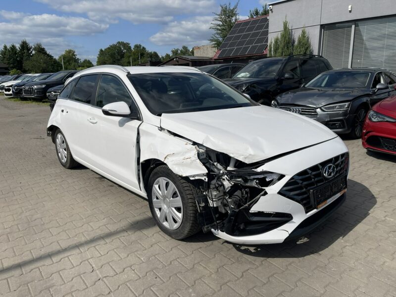 Hyundai i30 Podgrzewanie Klimatronik Kamera LED III (2017-)