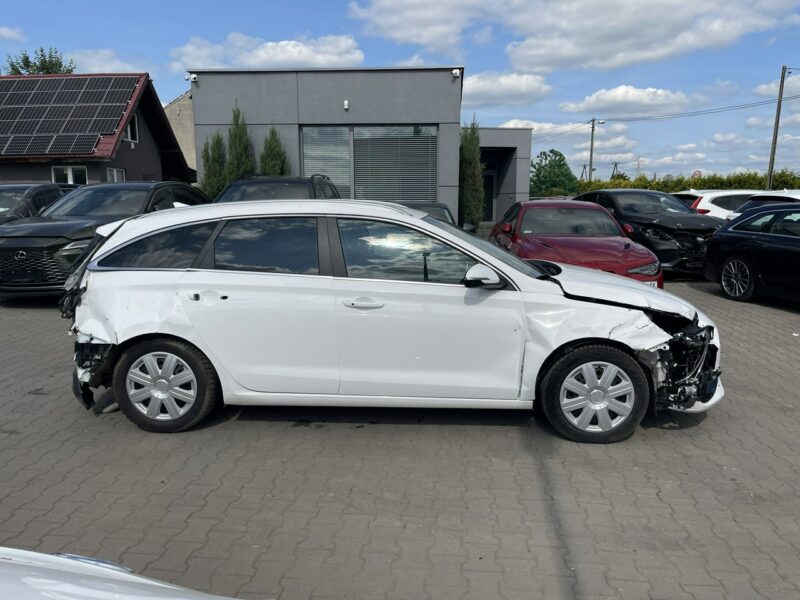 Hyundai i30 Podgrzewanie Klimatronik Kamera LED III (2017-)