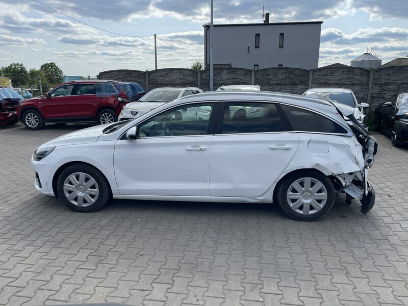 Hyundai i30 Podgrzewanie Klimatronik Kamera LED III (2017-)