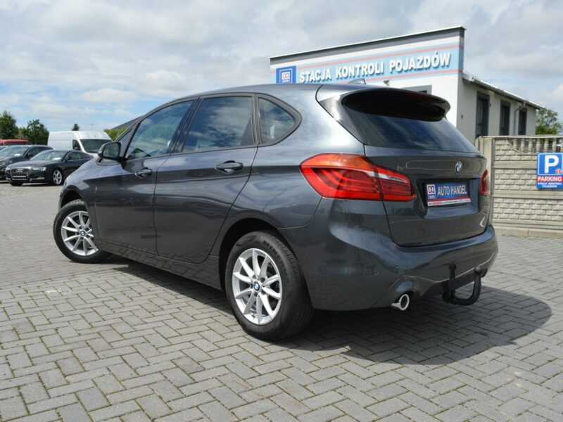 BMW 216 1.5d 100% bezwypadkowy Serwis Navi Bluetooth 157 tys.km. F45