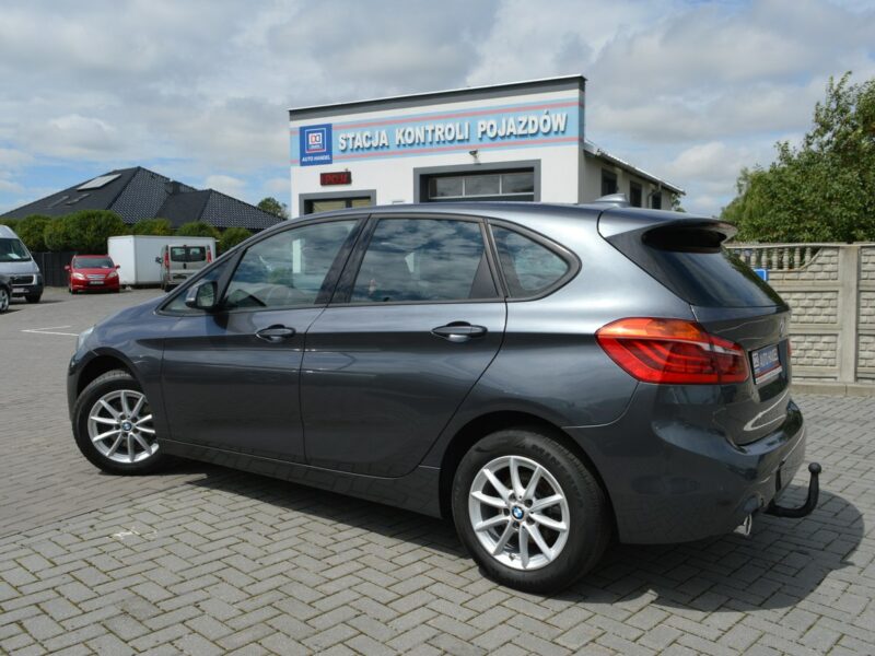 BMW 216 1.5d 100% bezwypadkowy Serwis Navi Bluetooth 157 tys.km. F45