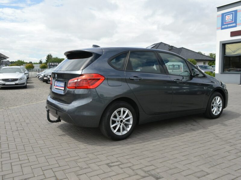BMW 216 1.5d 100% bezwypadkowy Serwis Navi Bluetooth 157 tys.km. F45
