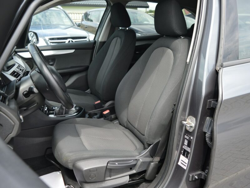 BMW 216 1.5d 100% bezwypadkowy Serwis Navi Bluetooth 157 tys.km. F45