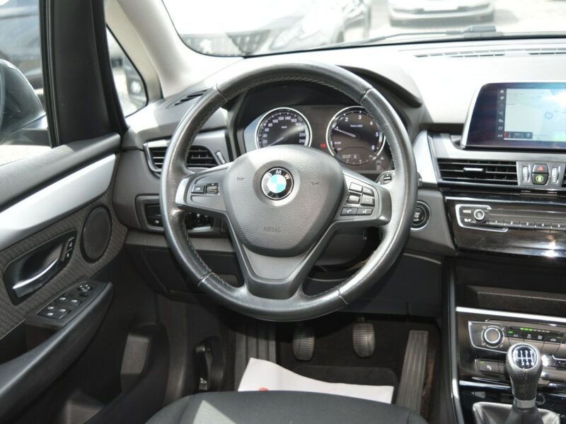 BMW 216 1.5d 100% bezwypadkowy Serwis Navi Bluetooth 157 tys.km. F45