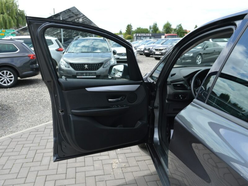 BMW 216 1.5d 100% bezwypadkowy Serwis Navi Bluetooth 157 tys.km. F45