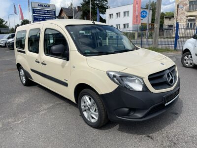 Mercedes Citan Tourer Mercedes Citan 7-osob przewozu Niepełnosprawnych inwalida rampa 2017