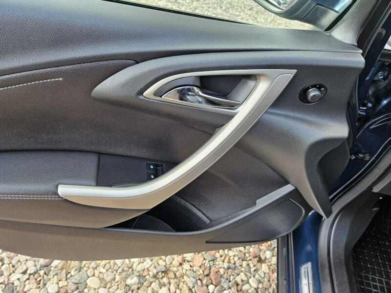 Opel Astra Opłacona Zdrowa Zadbana Serwisowana Bogata 1 WŁ Po Serwisie J (2009-2019)