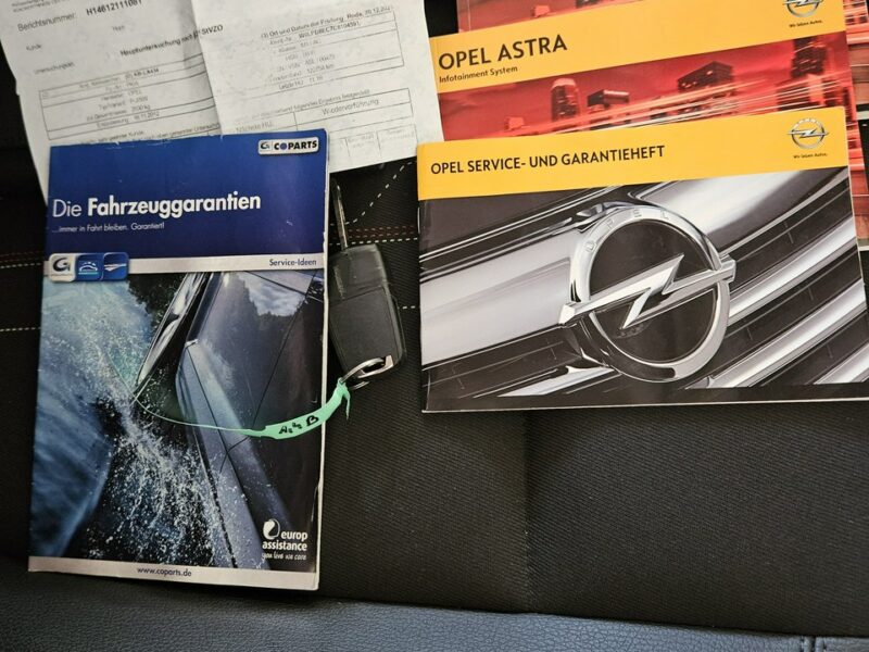 Opel Astra Opłacona Zdrowa Zadbana Serwisowana Bogata 1 WŁ Po Serwisie J (2009-2019)
