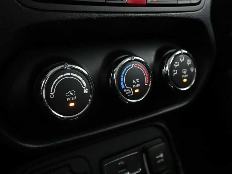 Jeep Renegade 1.6 Longitude Klimatyzacja Tempomat Navi Elektryka Parkpilot PDC I (2014-)