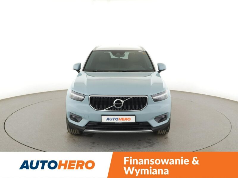 Volvo XC 40 PDC LED grzane fotele przód/tył tempomat navi bluetooth