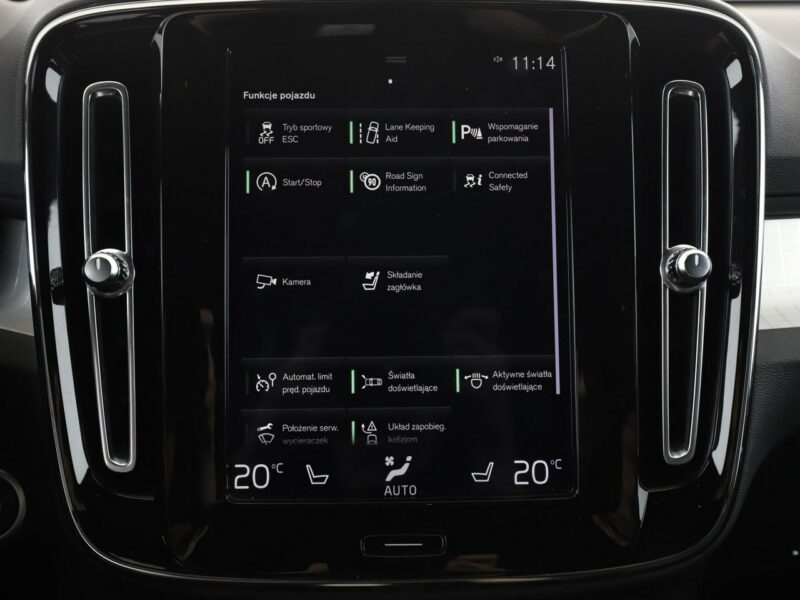 Volvo XC 40 PDC LED grzane fotele przód/tył tempomat navi bluetooth