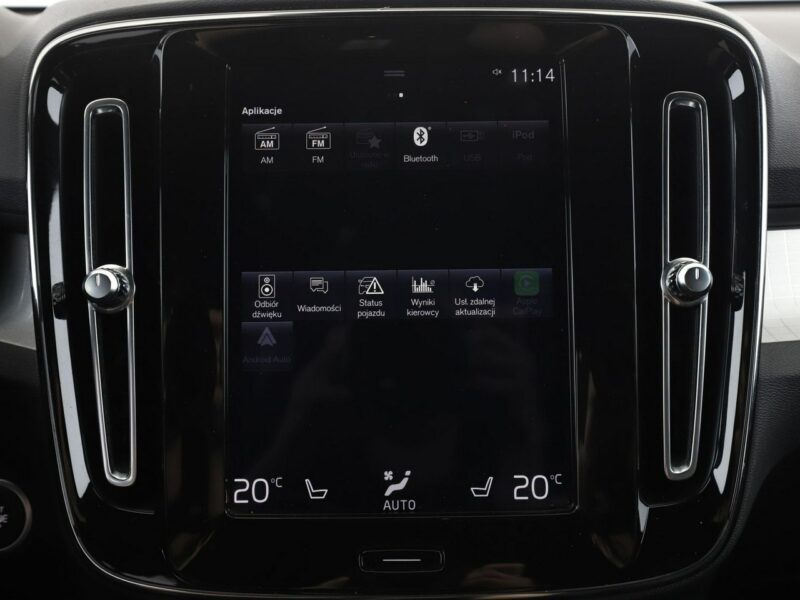 Volvo XC 40 PDC LED grzane fotele przód/tył tempomat navi bluetooth