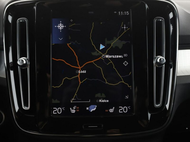 Volvo XC 40 PDC LED grzane fotele przód/tył tempomat navi bluetooth