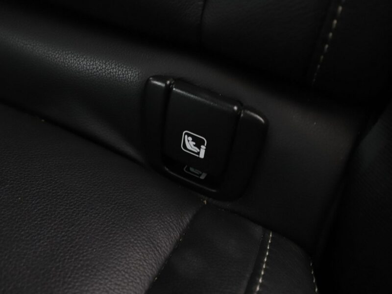 Volvo XC 40 PDC LED grzane fotele przód/tył tempomat navi bluetooth
