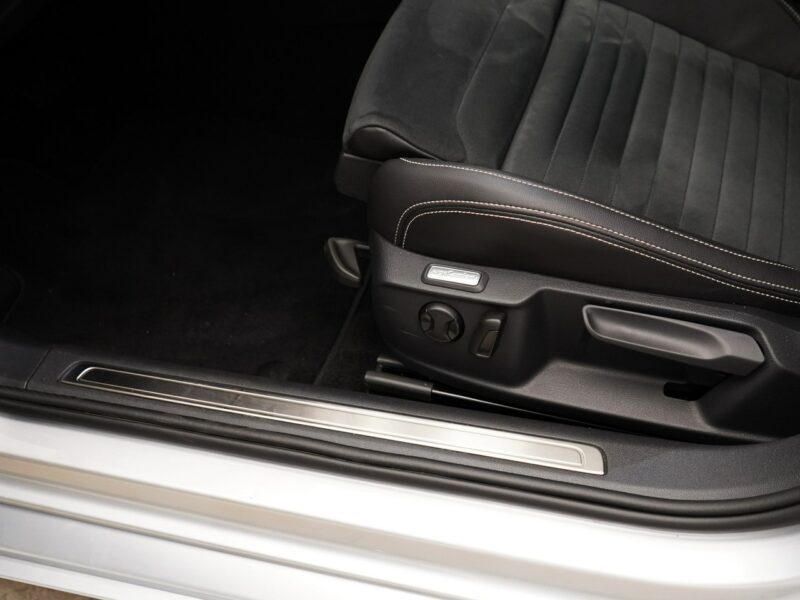 Volkswagen Passat 1.5 TSI DSG Elegance Tempomat ACC LED B8 (2014-2023)