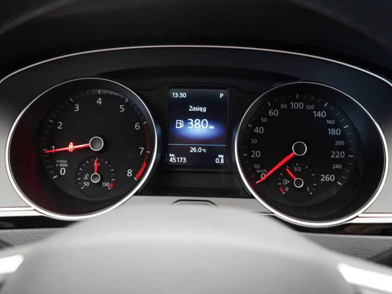 Volkswagen Passat 1.5 TSI DSG Elegance Tempomat ACC LED B8 (2014-2023)