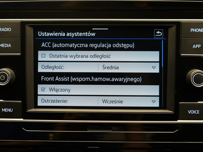 Volkswagen Passat 1.5 TSI DSG Elegance Tempomat ACC LED B8 (2014-2023)