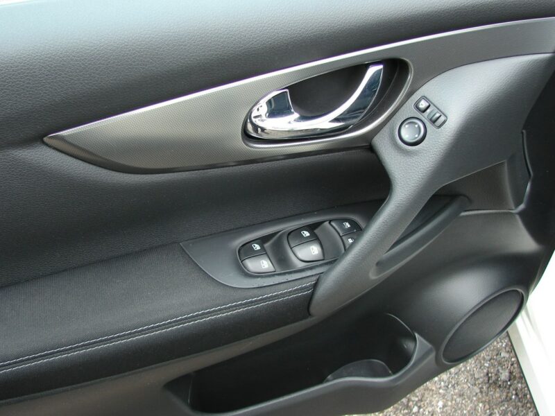 Nissan Qashqai 1.5 DCI 110 KM Nawi Panorama II (2013-2021)