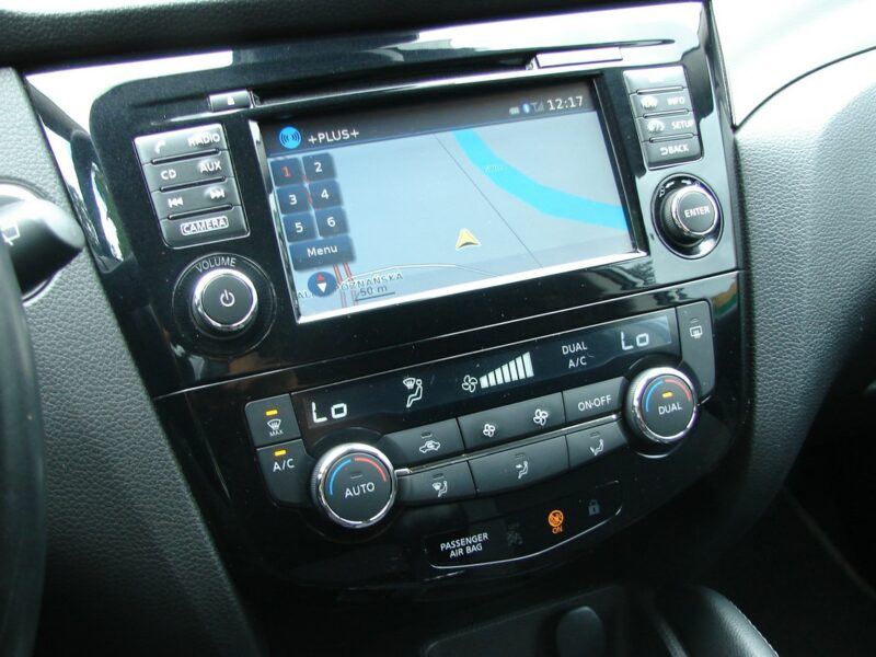 Nissan Qashqai 1.5 DCI 110 KM Nawi Panorama II (2013-2021)
