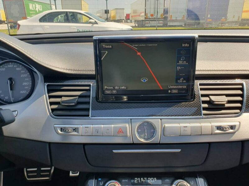 Audi A8 D4 (2010-)