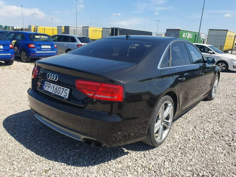 Audi A8 D4 (2010-)