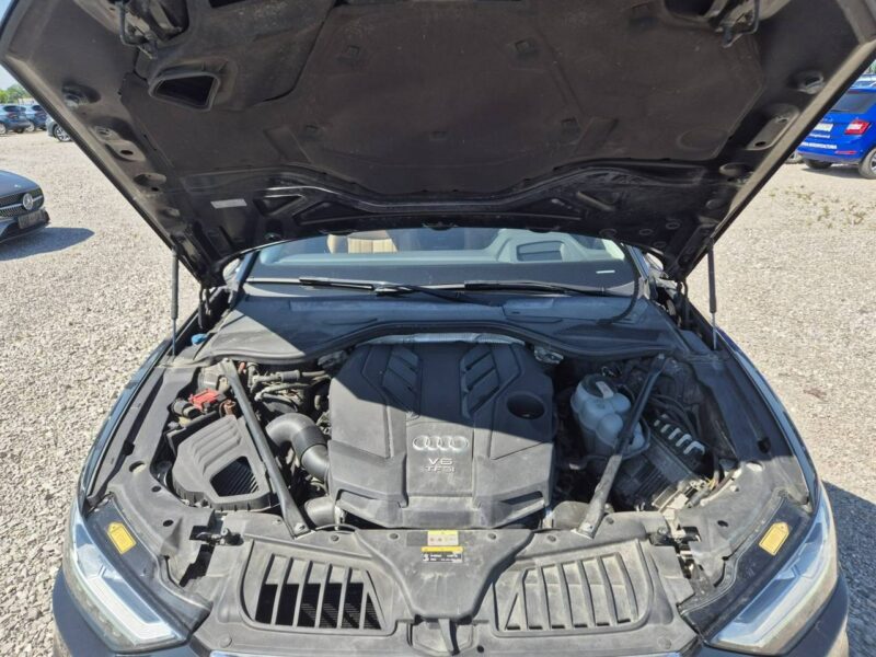 Audi A8 D5 (2017-)