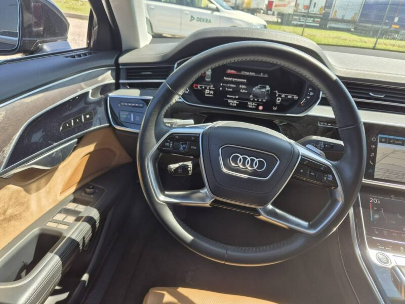 Audi A8 D5 (2017-)