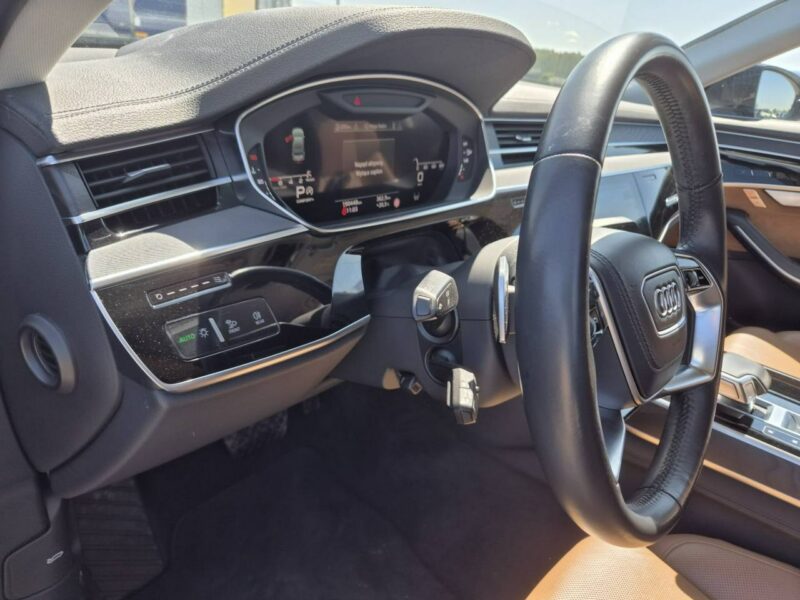 Audi A8 D5 (2017-)
