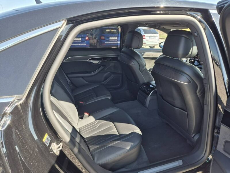 Audi A8 D5 (2017-)