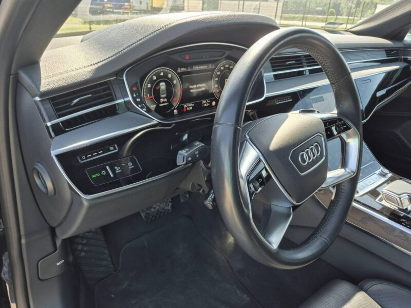 Audi A8 D5 (2017-)